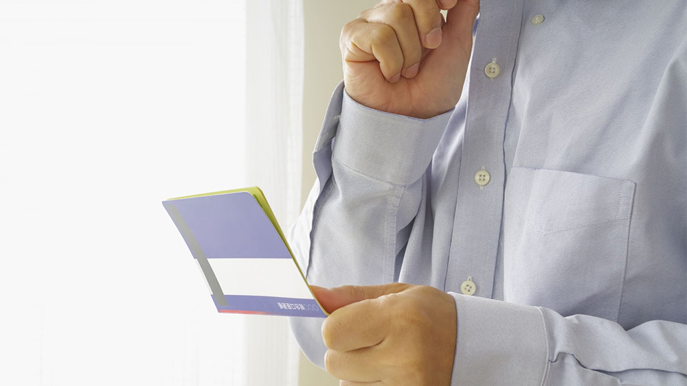 金融機関の預貯金の解約などもサポート